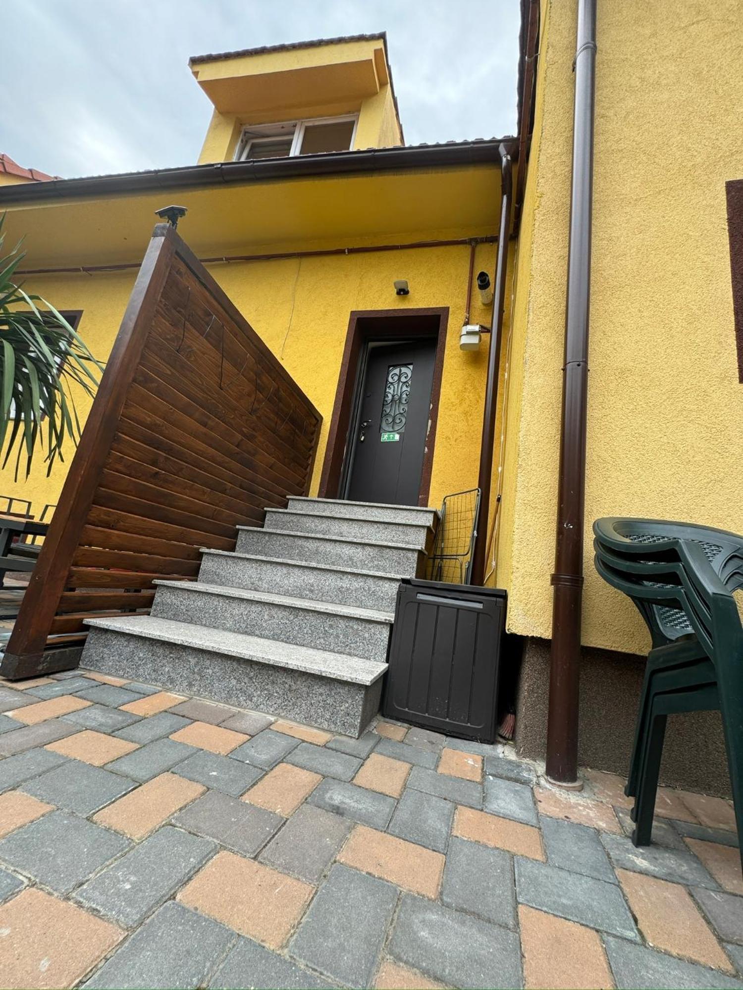 Apartamente De Inchiriat Lucky House Braşov Exterior foto