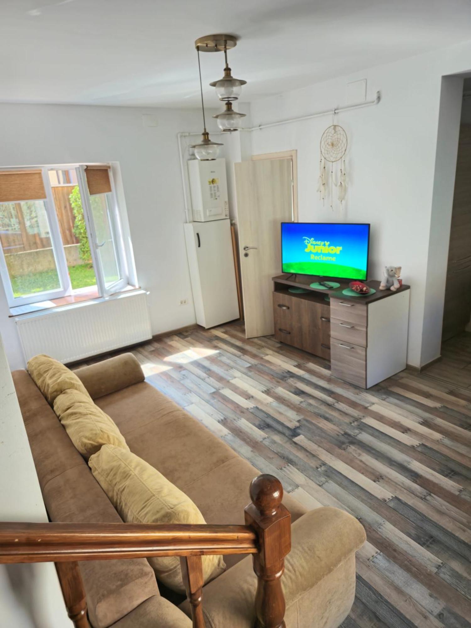 Apartamente De Inchiriat Lucky House Braşov Exterior foto