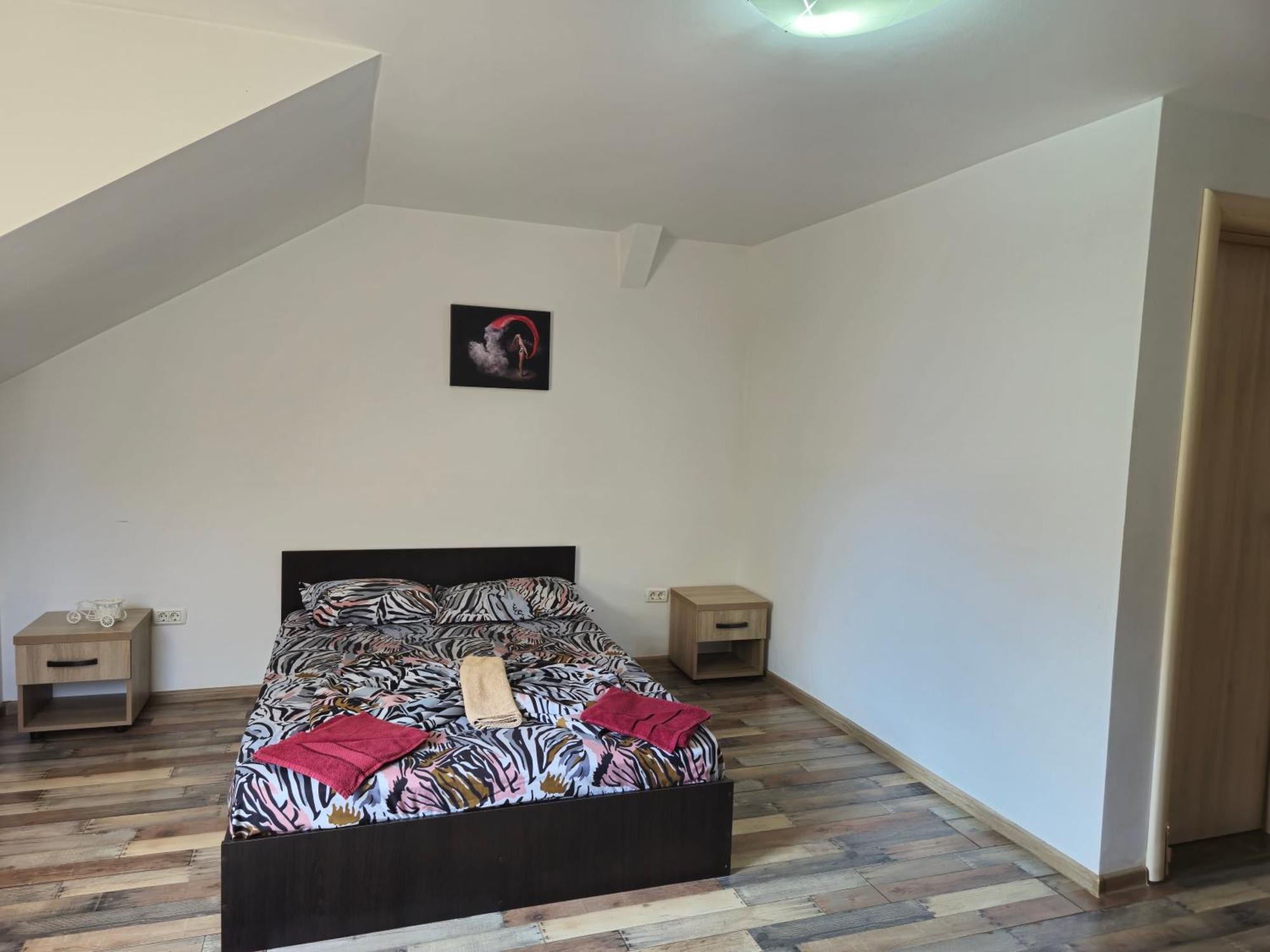 Apartamente De Inchiriat Lucky House Braşov Exterior foto