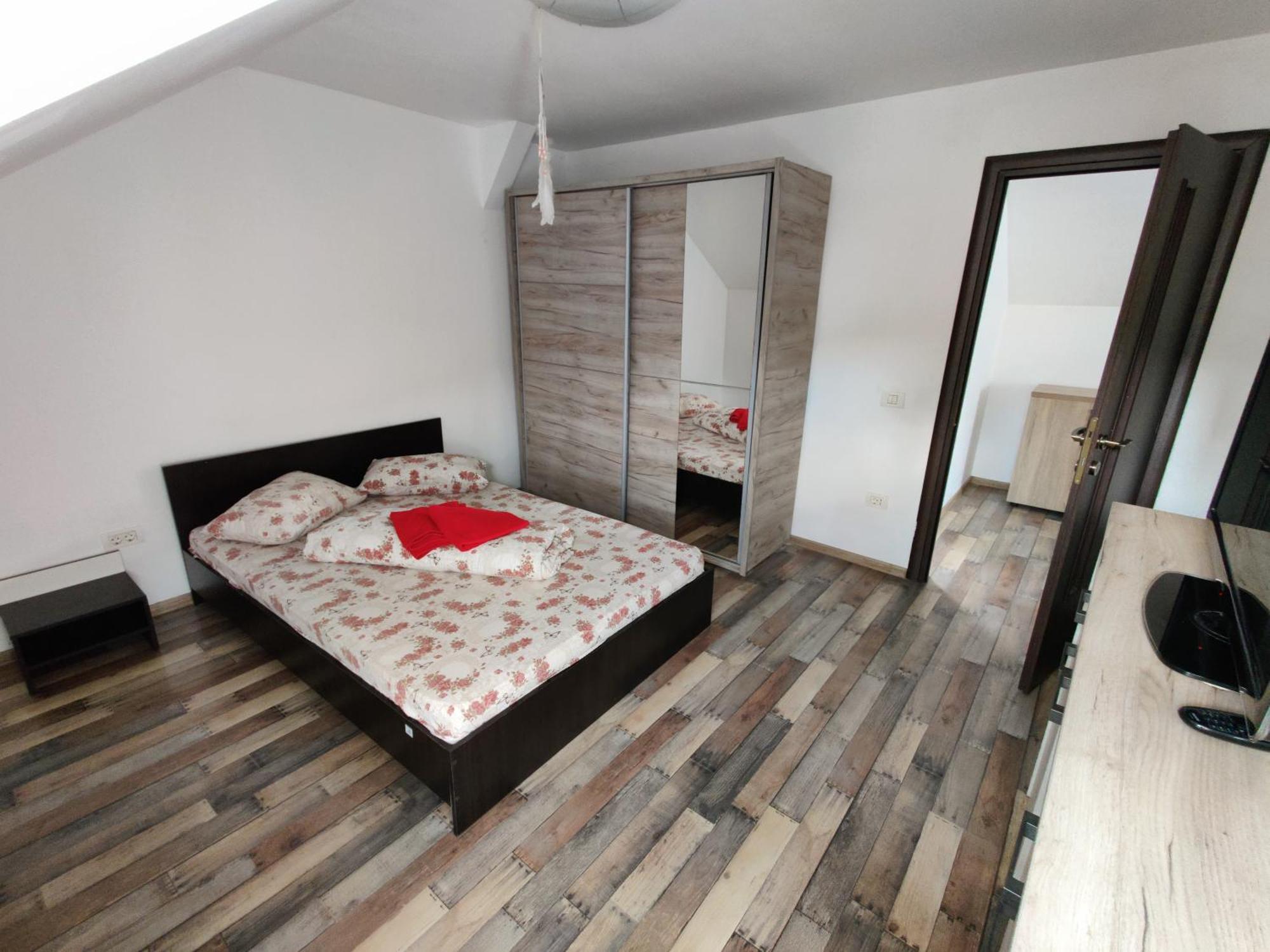 Apartamente De Inchiriat Lucky House Braşov Exterior foto