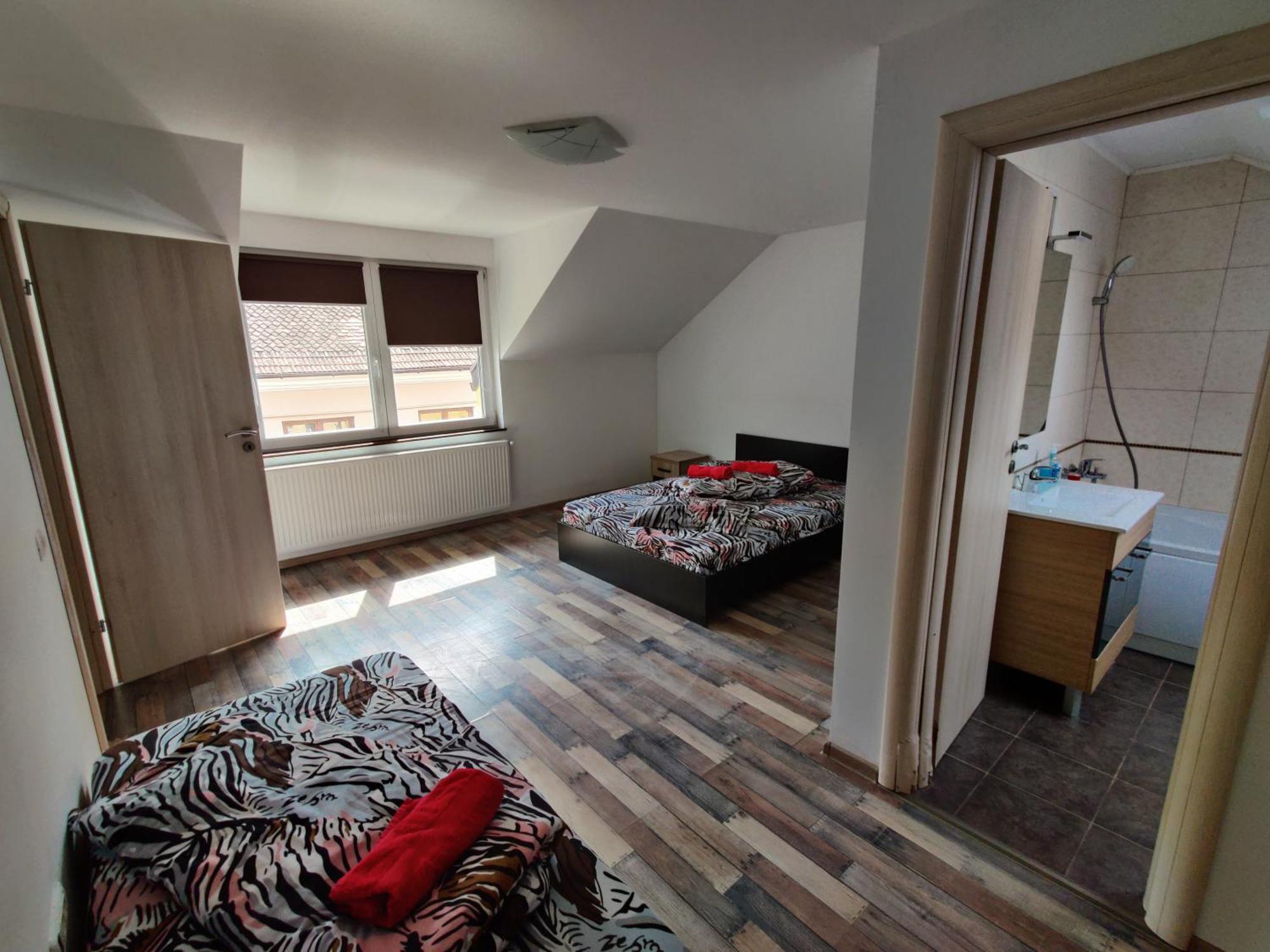 Apartamente De Inchiriat Lucky House Braşov Exterior foto